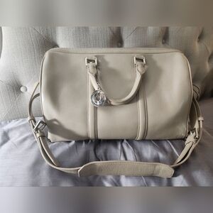 NWT CHARLES JOURDAN CLASSIC big Leather bag